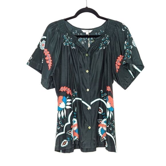 Tucker Short Sleeve Classic Blouse Emerald Dutch Blossoms in Silk Cotton - Picture 2 of 8